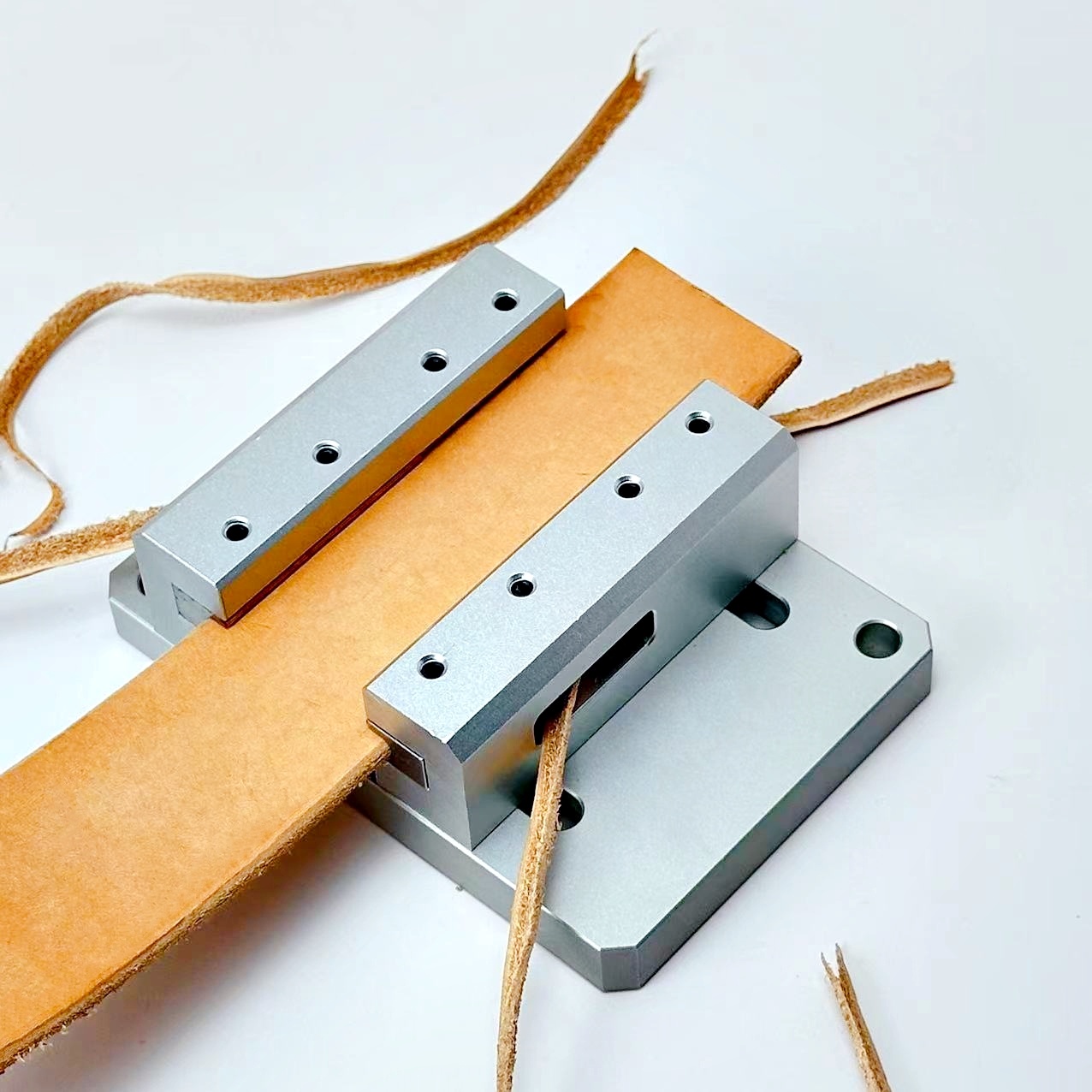 Maszyna do przycinania krawędz – Leatherwork Edge Beveler recenzja i cena